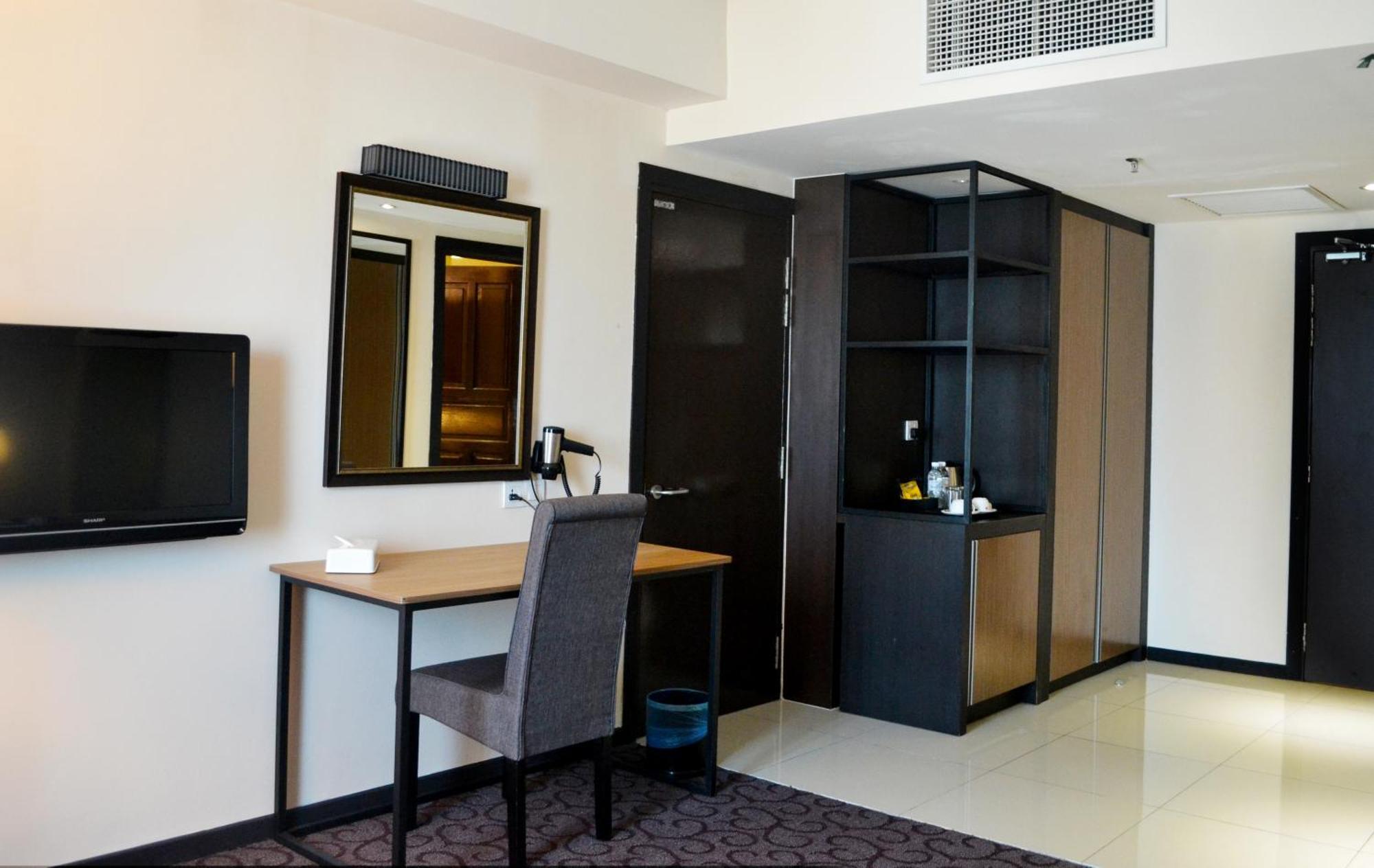 Kinta Riverfront Hotel & Suites Ipoh Room photo